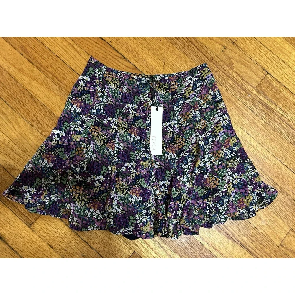 Pinch Skirt Size Small Multicolor Dainty Floral Pattern Boho Pleated Swing